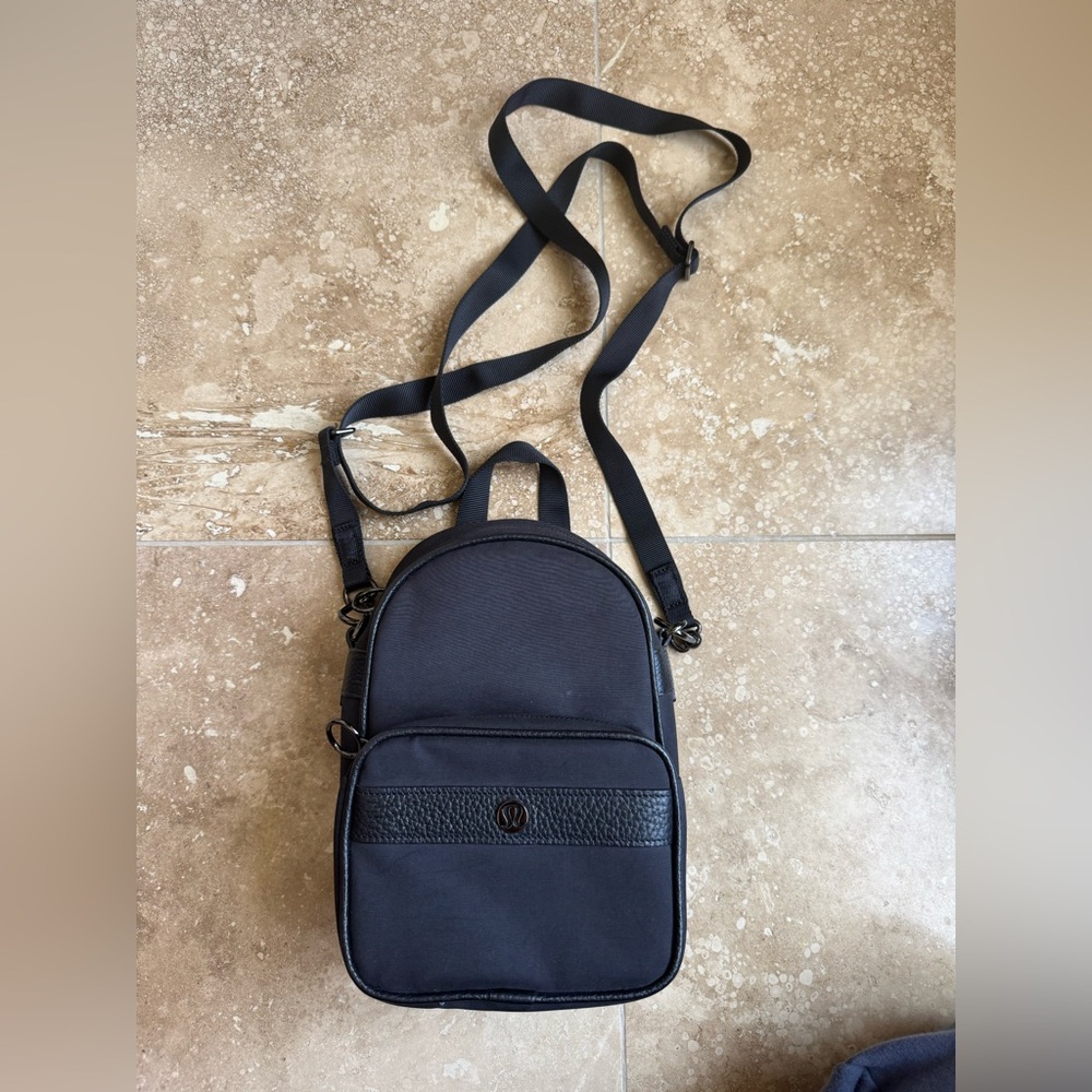 Lululemon Black Crossbody Bag